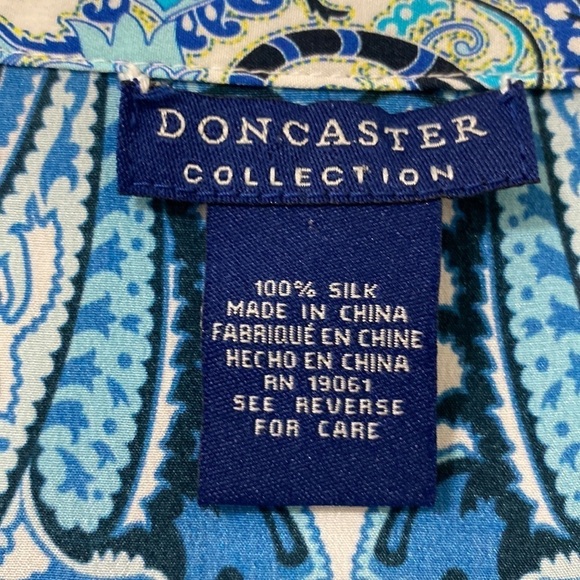 Doncaster Too Silk Paisley Print business casual - Picture 7 of 12